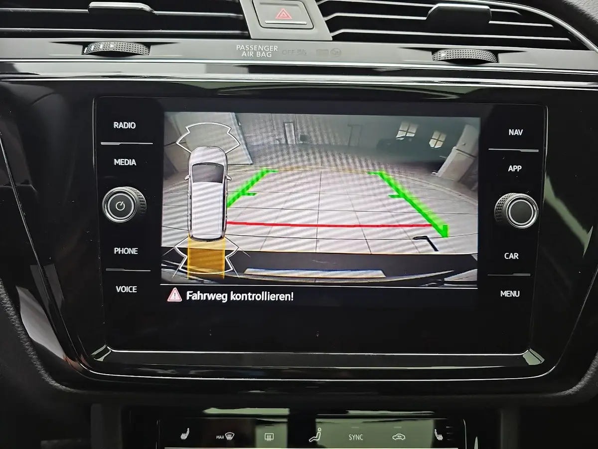 VW TOURAN 1.5 TSI DSG HIGHLINE R-LINE NAVI LED ACC PANO KAME
