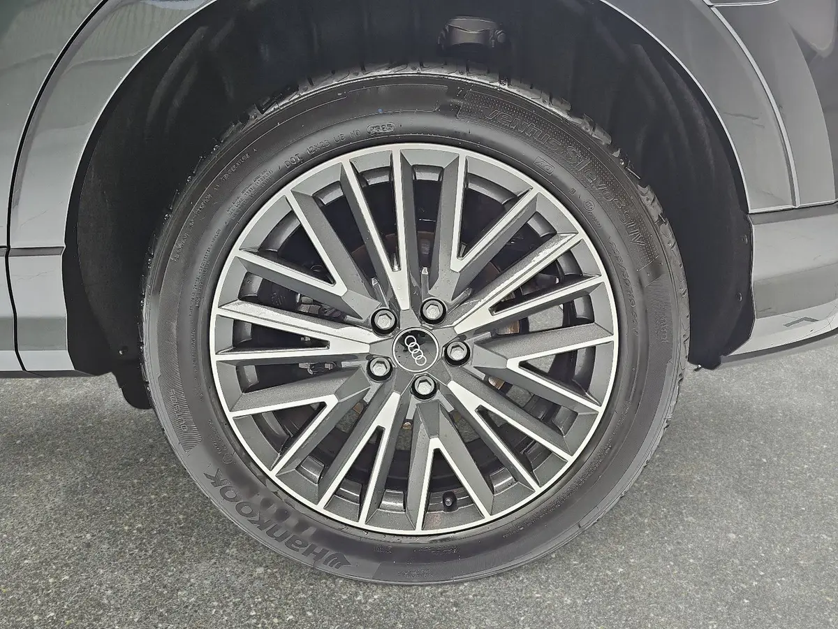 AUDI Q3 35 TDI S-TRONIC S LINE NAVI LED PANO ACC BLACK+ KA