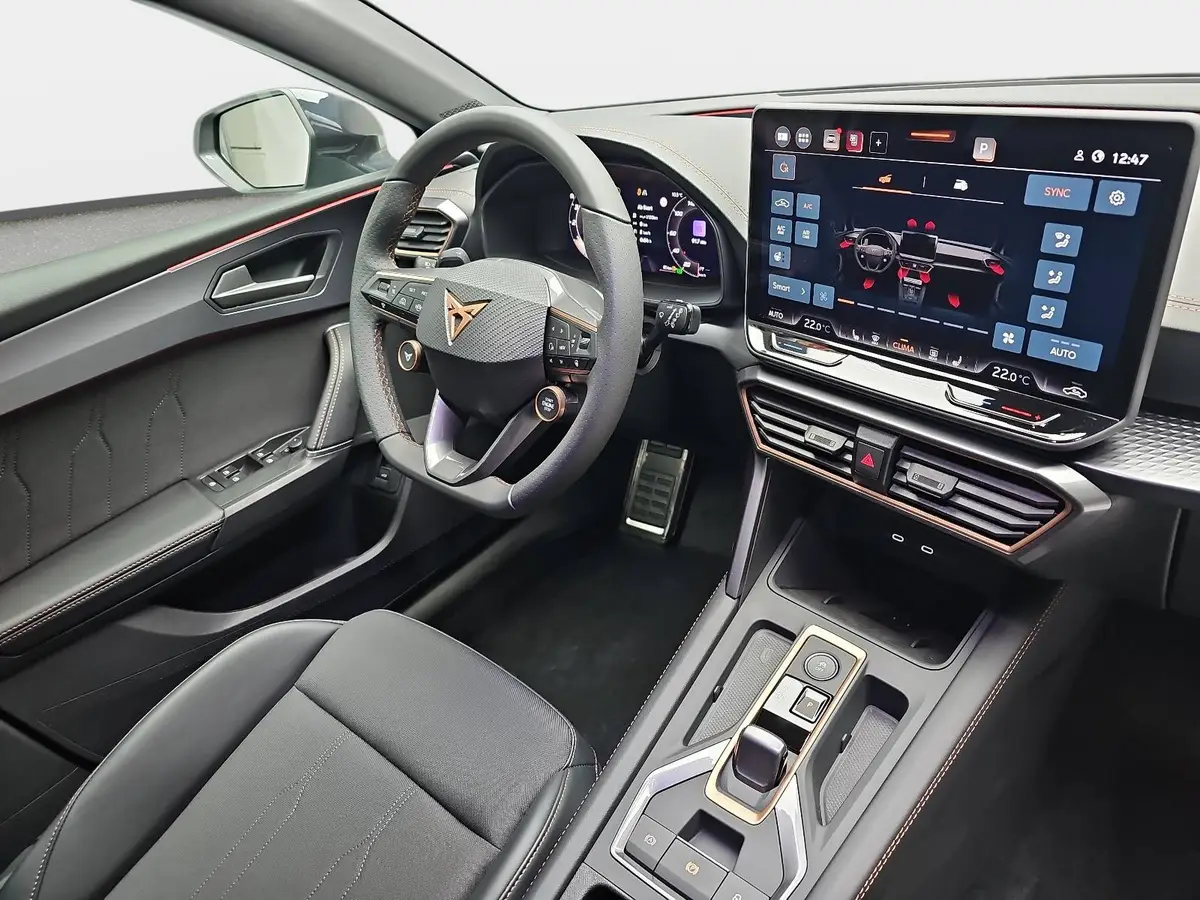 CUPRA LEON ST 1.5 ETSI DSG NAVI LED KLIMAAUTO ACC FULL-LINK KAME