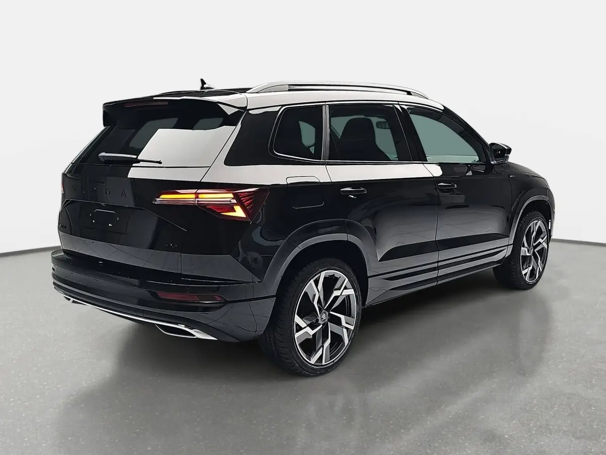 SKODA KAROQ 2.0 TSI DSG SPORTLINE 4X4 AHK PANO