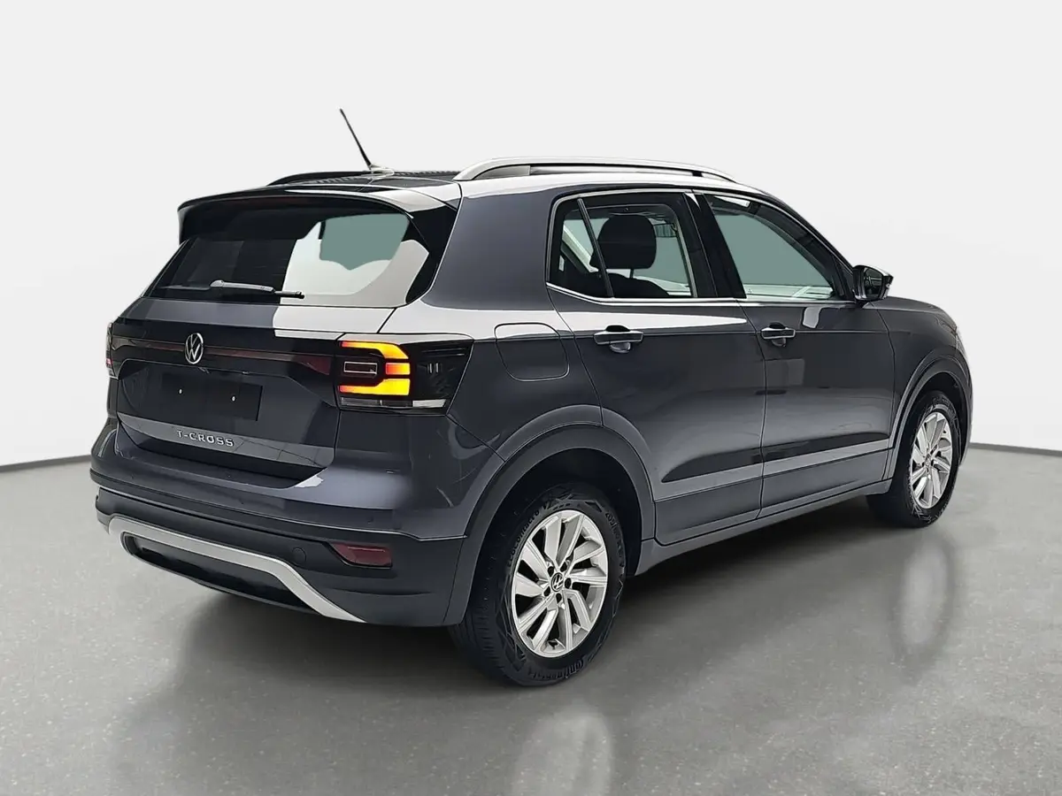 VW T-CROSS 1.0 TSI LIFE NAVI ACC PDC KAMERA LM