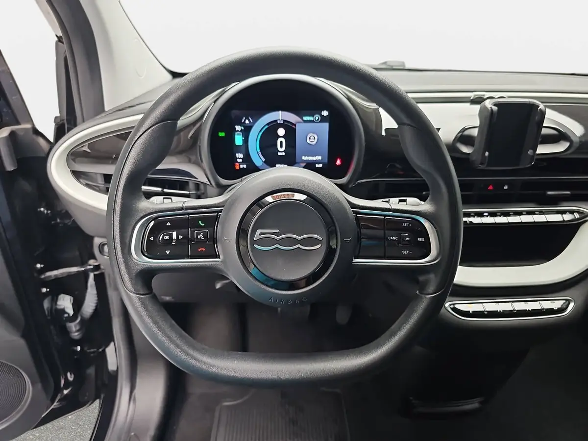 FIAT 500 ELEKTRO 23.8 KWH ACTION ALLWETTERREIFEN