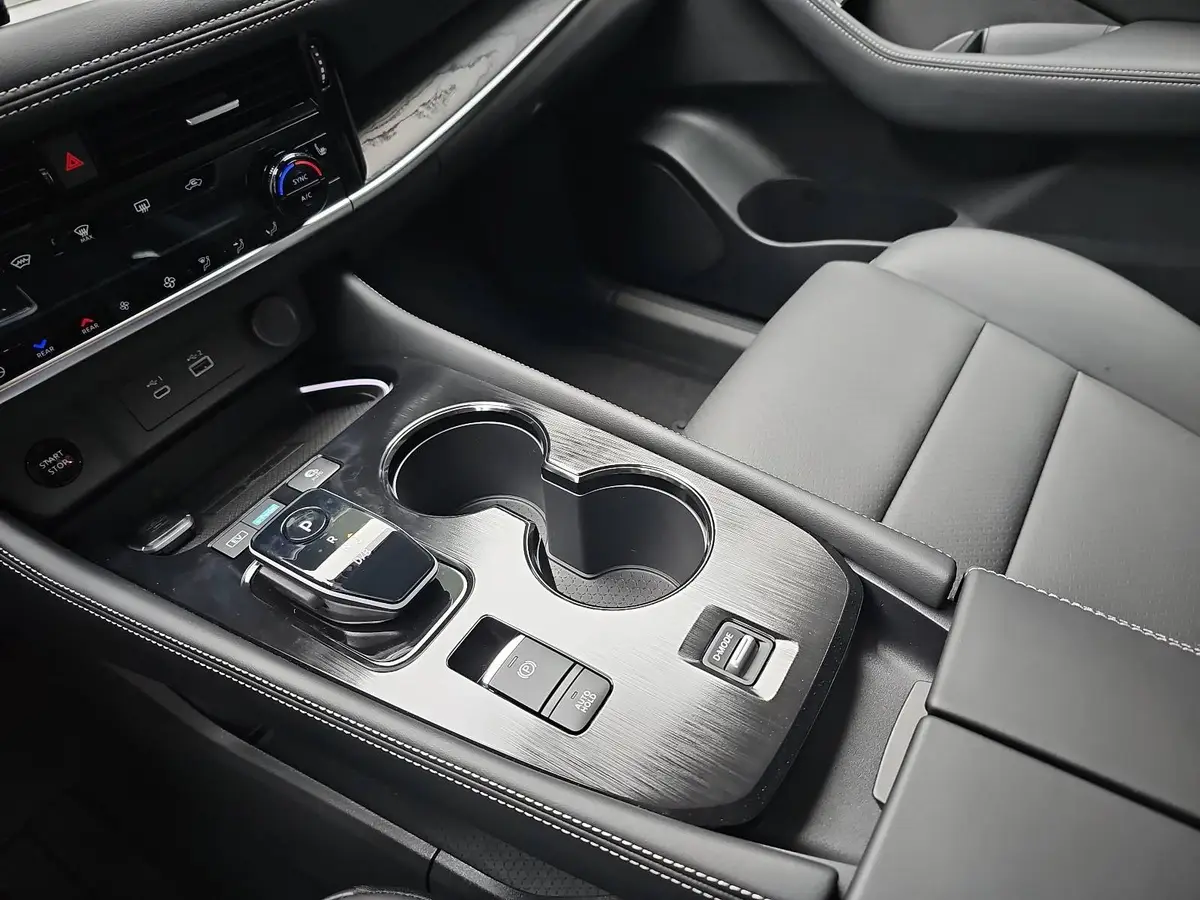 NISSAN X-TRAIL 1.5 VC-T E-POWER AUTO. TEKNA LM20