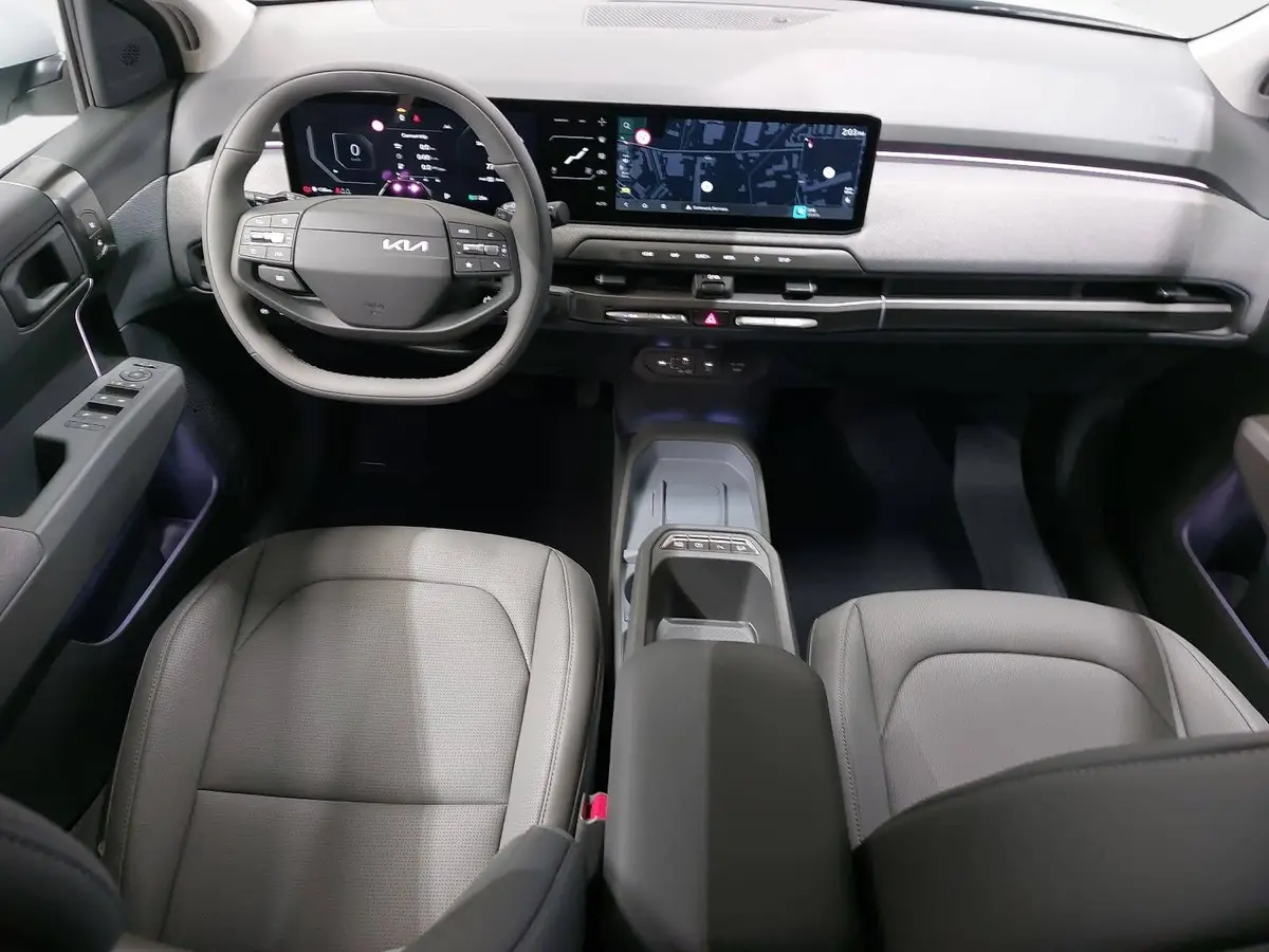 KIA EV3 81.4 KWH EARTH MJ26 WINTER BUSIN. UPGRADE DRIVEWISE-PARK DESIGN SOUND