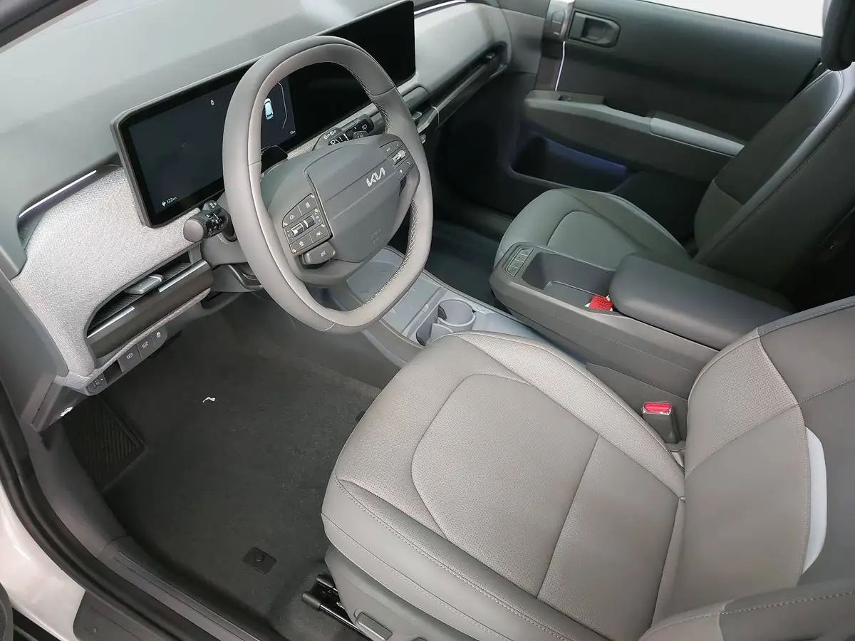 KIA EV3 81.4 KWH EARTH MJ26 WINTER-CONNECT BUSINESS UPGRADE DRIVEWISE-PARK