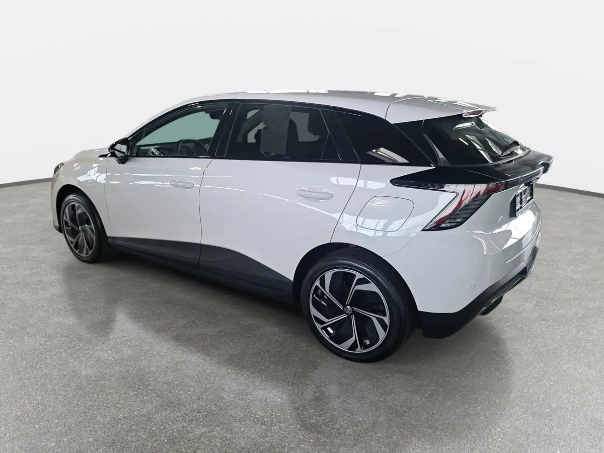 MG MG4 EV 64 KWH MY26 PREMIUM