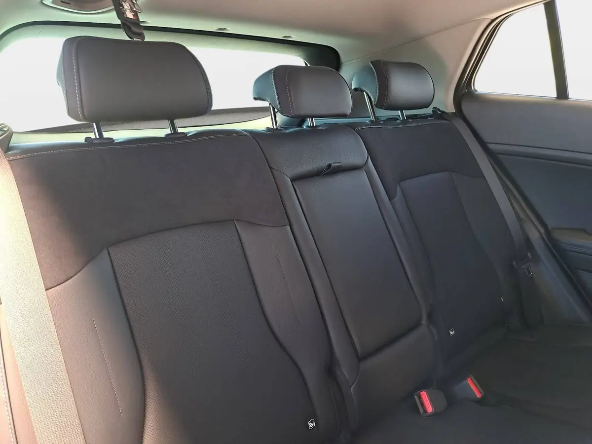 KIA SPORTAGE 1.6 T-GDI 150 2WD DCT SPIRIT MJ27 LEDER DRIVEWISE SOUND