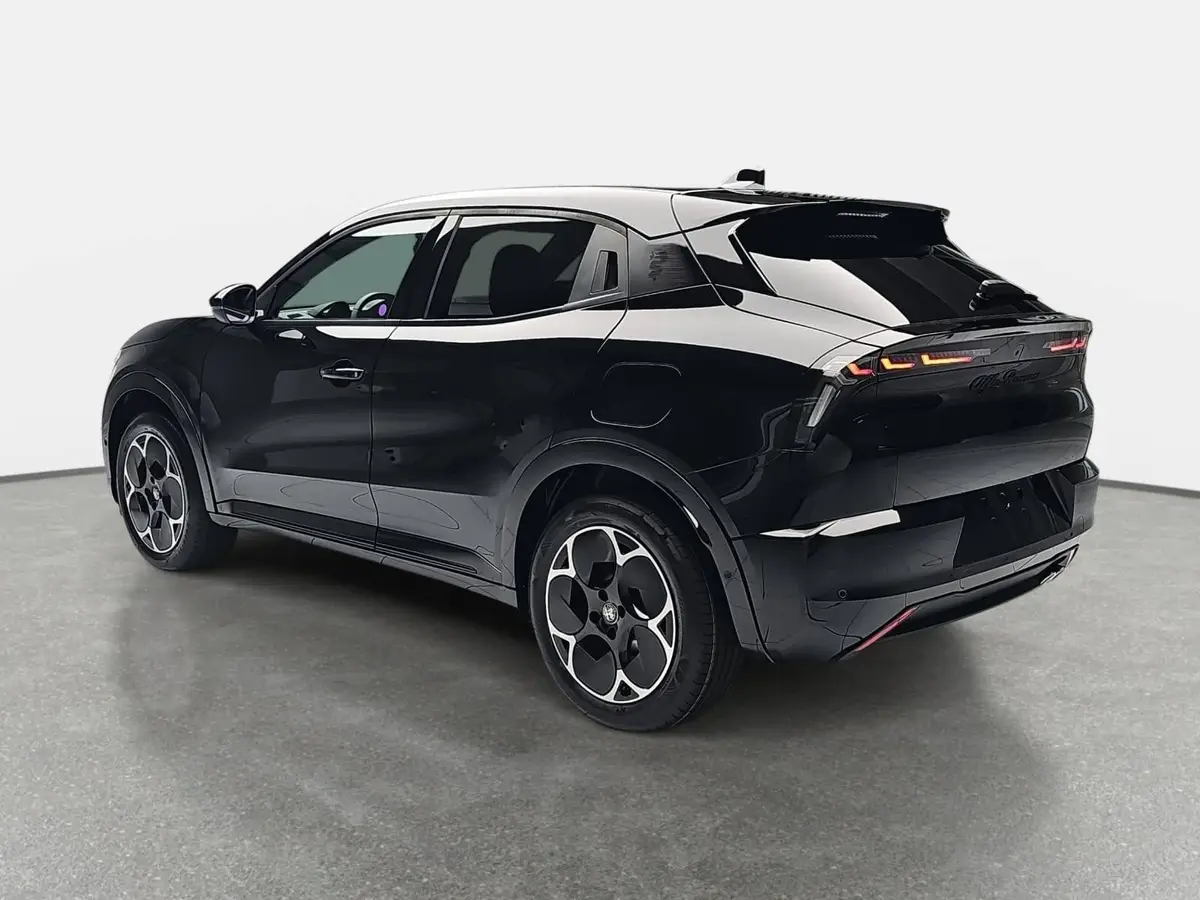 ALFA ROMEO JUNIOR IBRIDA 1.2 VGT 48V-HYBRID 21KW TI TECHNOLOGIE PAKET 18 ZOLL LM