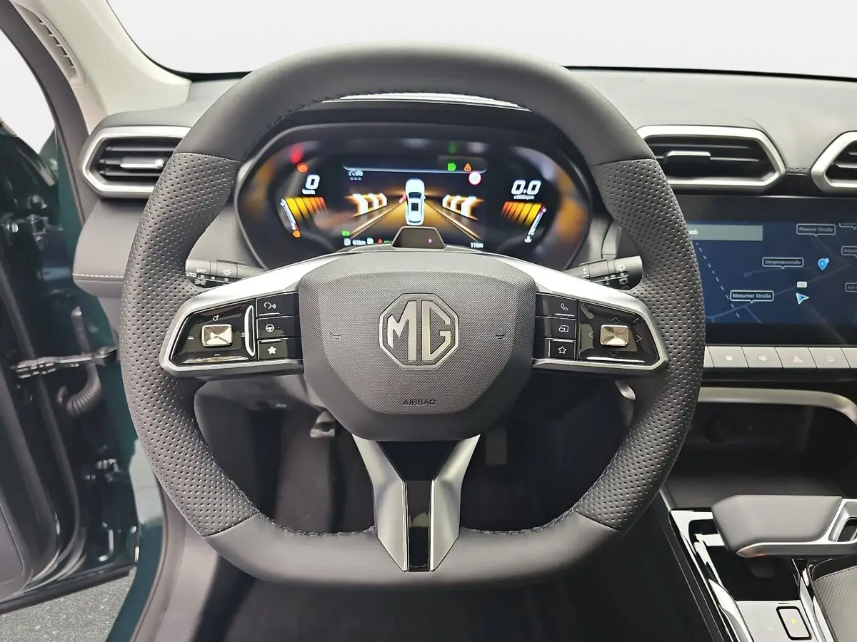 MG ZS 1.5 HYBRID+ MY26 LUXURY NAVI LM18 KEYLESS-ENTRY 360-GRAD PANORAMA