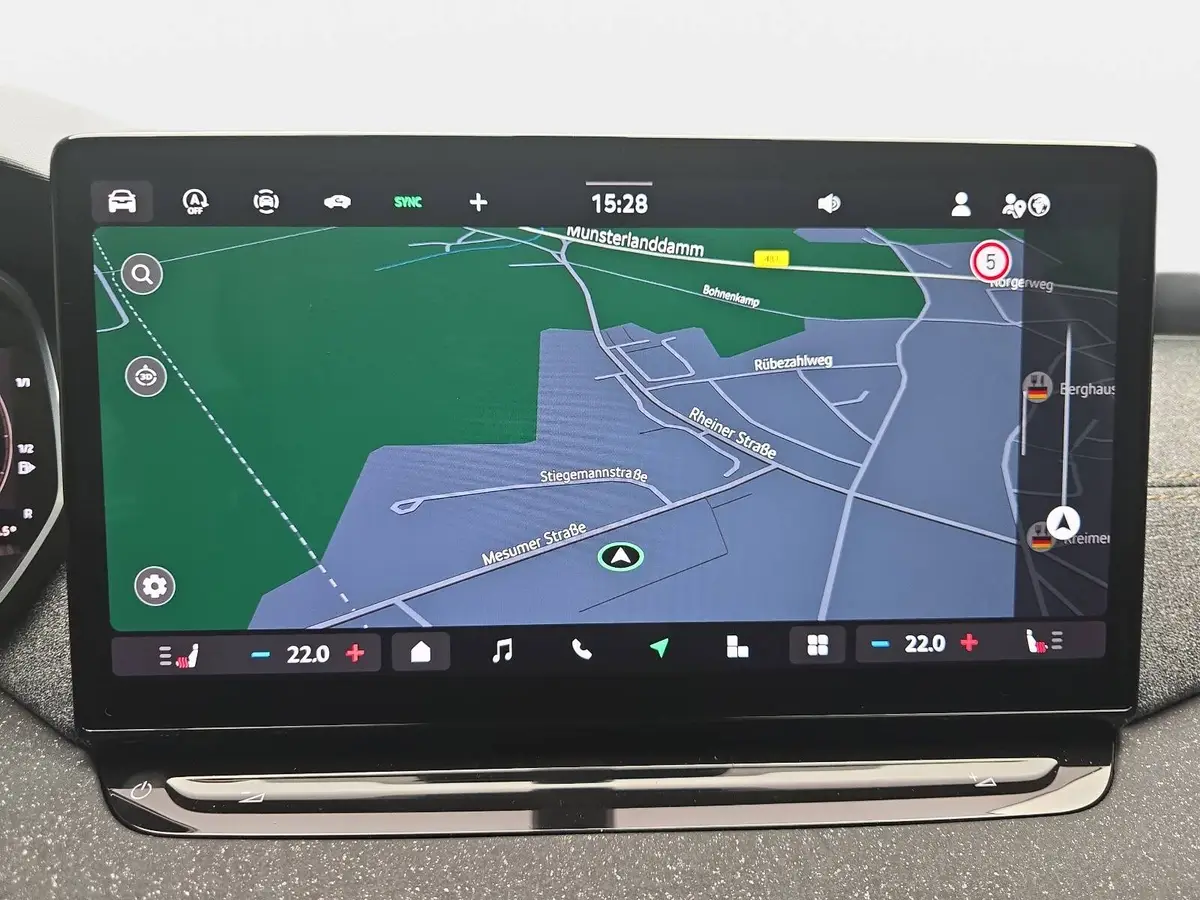 SKODA OCTAVIA COMBI 2.0 TDI DSG SELECTION NAVI LED ACC WINTER KAMERA A