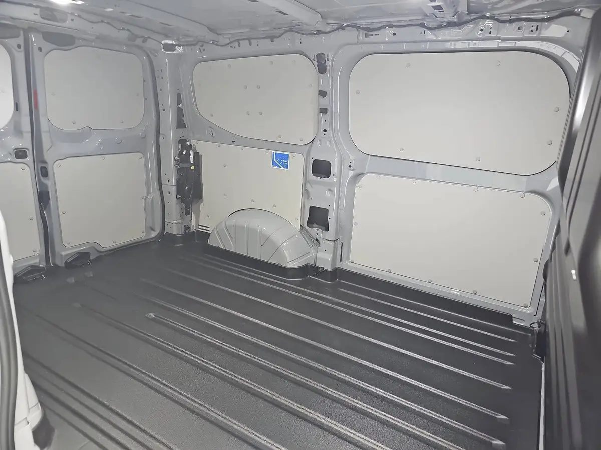 FORD TRANSIT CUSTOM 2.0 ECOBLUE AUTO. 320 L1H1 SPORT FWD KLIMA LED LM