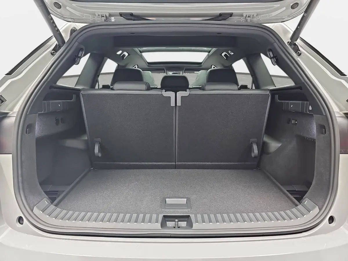 SKODA KODIAQ 2.0 TSI DSG SPORTLINE 4X4 PANO LED AHK