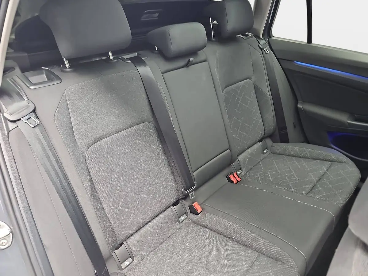 VW GOLF VARIANT 2.0 TDI VIII LIFE NAVI LED LM