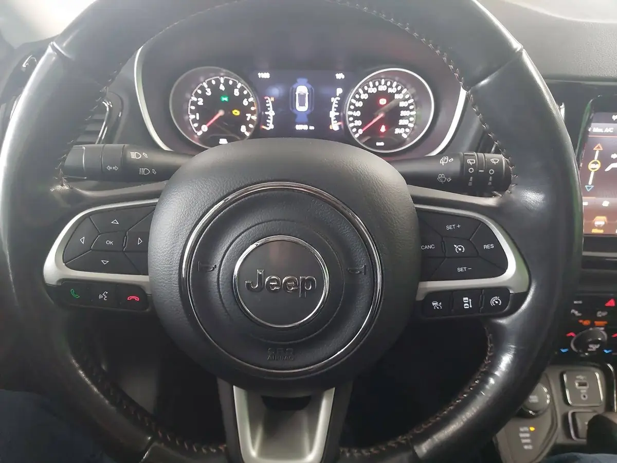 JEEP COMPASS 1.4 MULTIAIR 4WD LIMITED AHK GANZJAHRESREIFEN