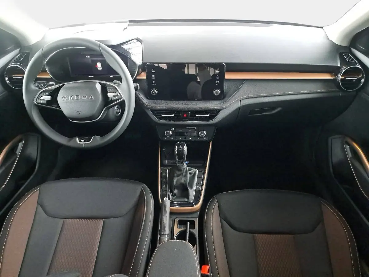 SKODA FABIA 1.0 TSI DSG 130 JAHRE PREMIUM LED KAMERA LM16