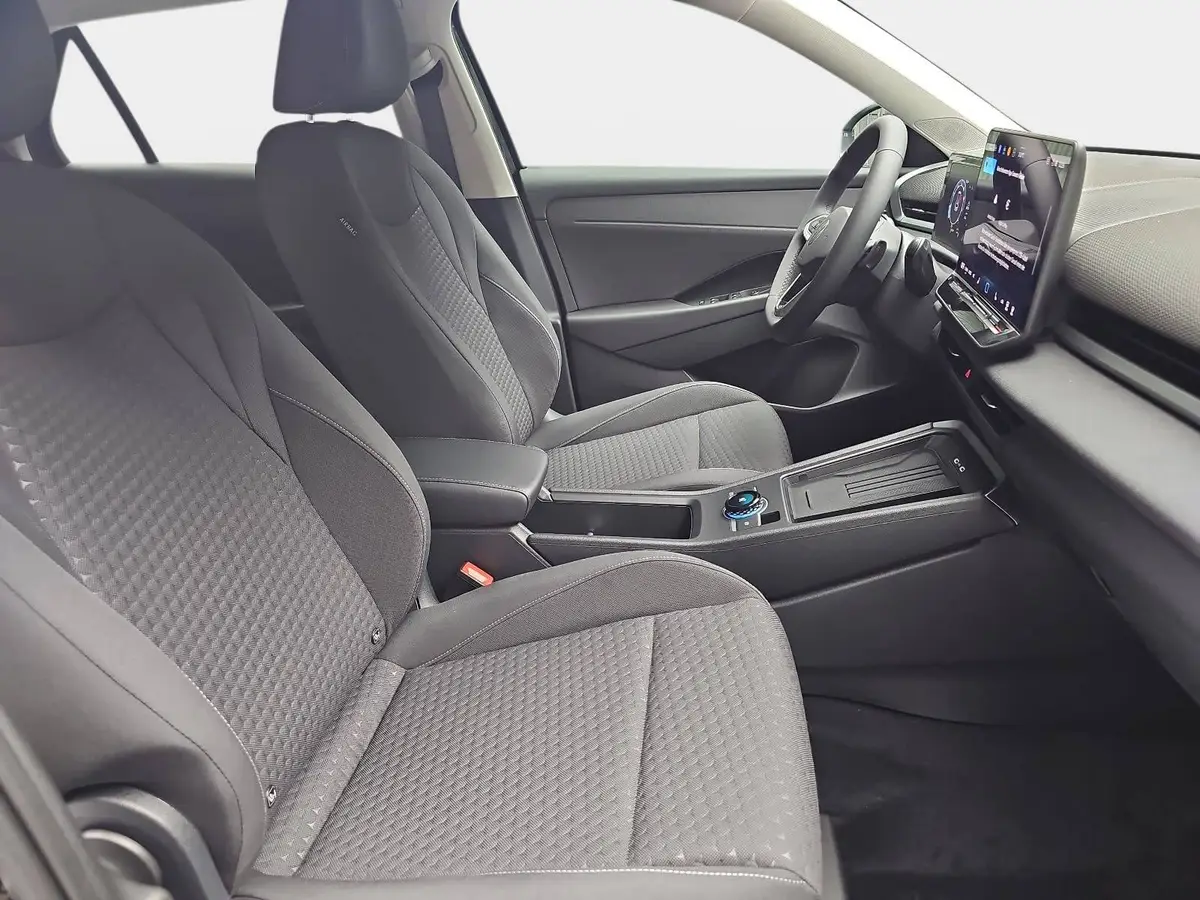VW T-ROC 1.5 ETSI DSG LIFE ACC KAMERA WINTER AHK