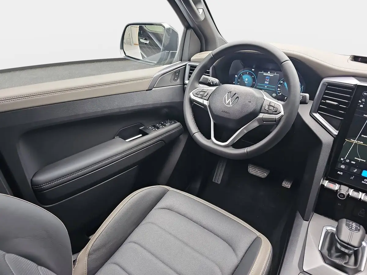 VW AMAROK 3.0 TDI AUTO. 4M AVENTURA NAVI MATRIX