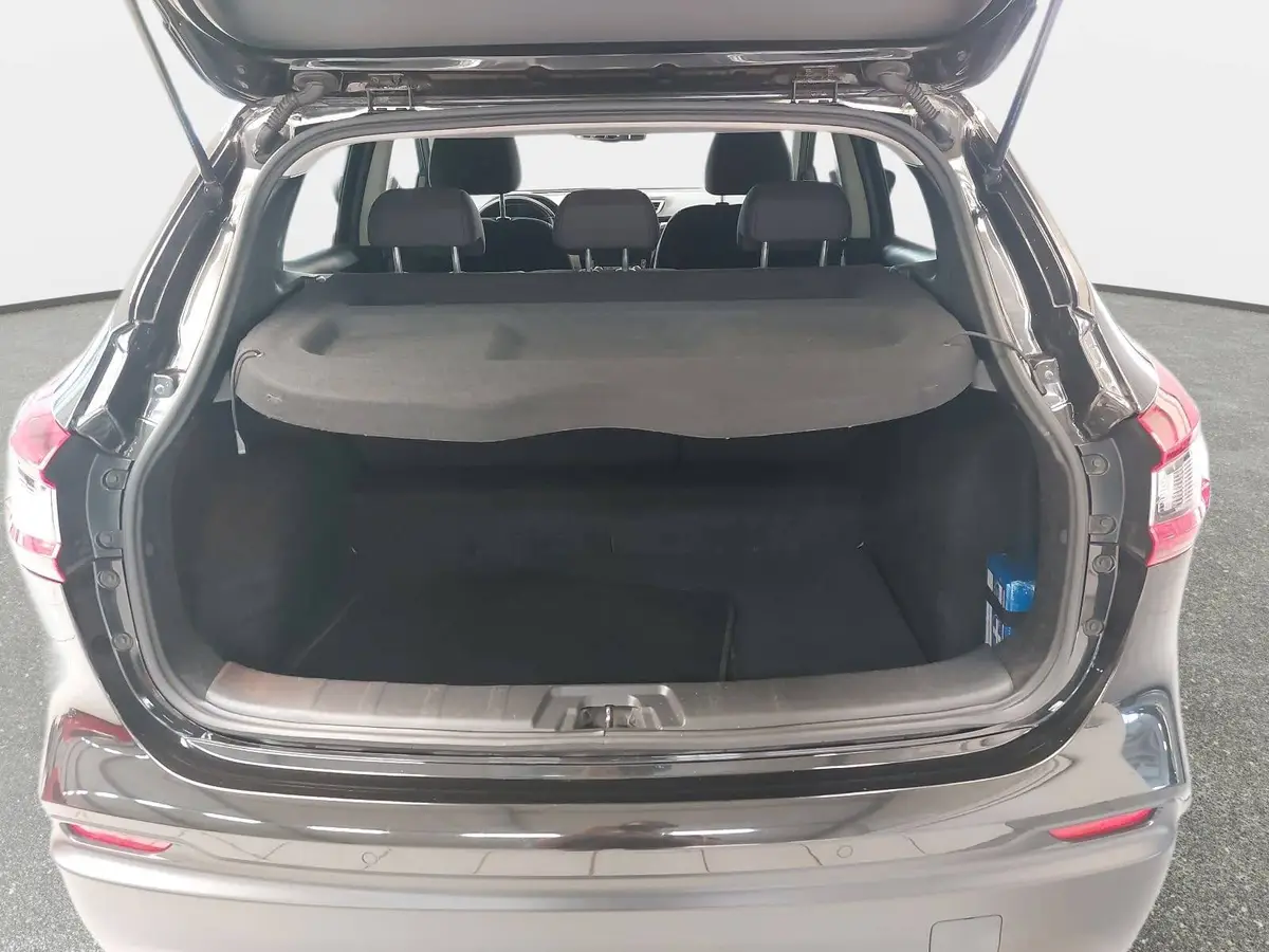 NISSAN QASHQAI 1.3 DIG-T 4X2