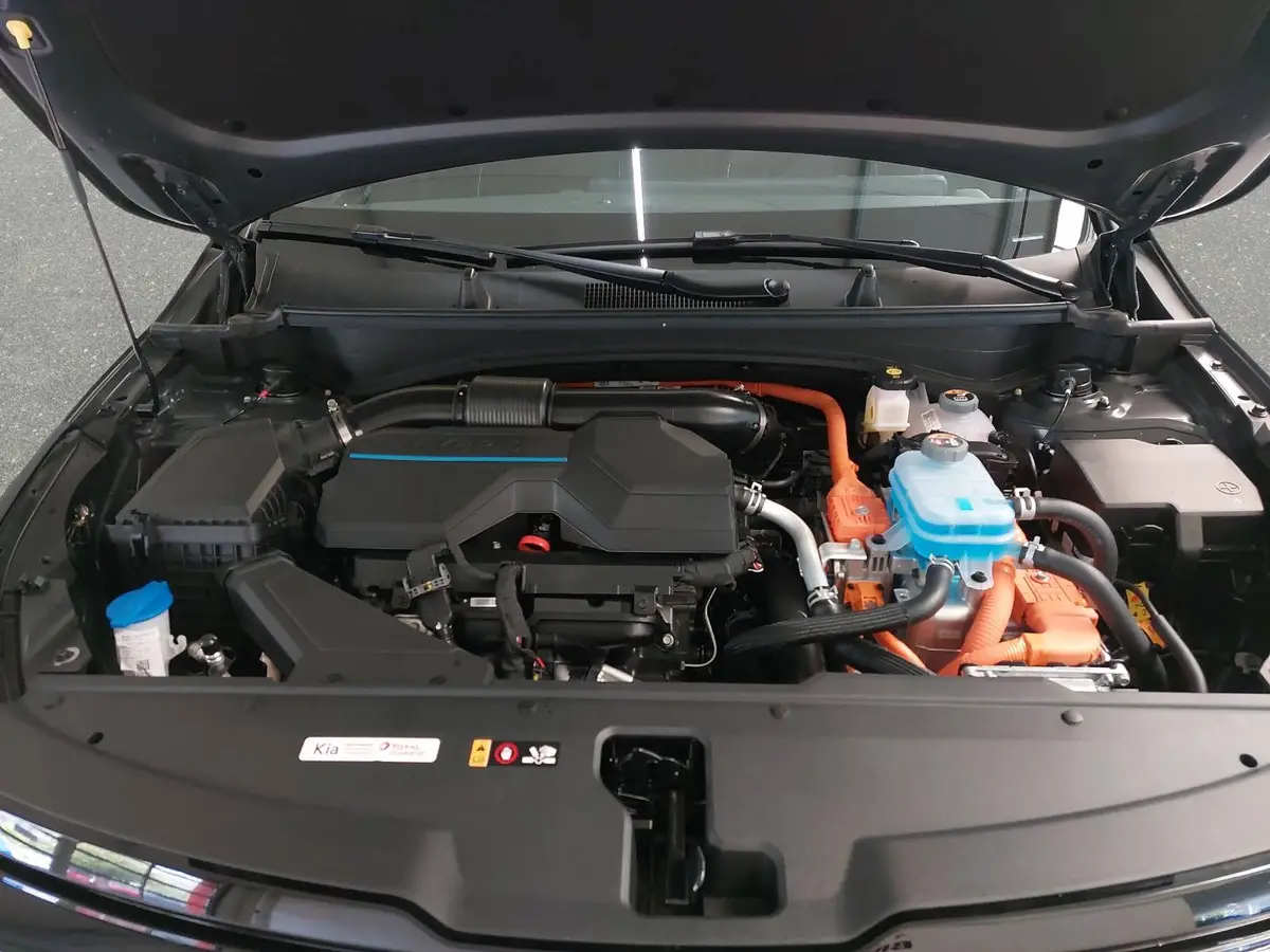 KIA SPORTAGE 1.6T PLUG-IN-HYBRID AUTO. GT-LINE DRIVEWISE GLASDACH SOUND