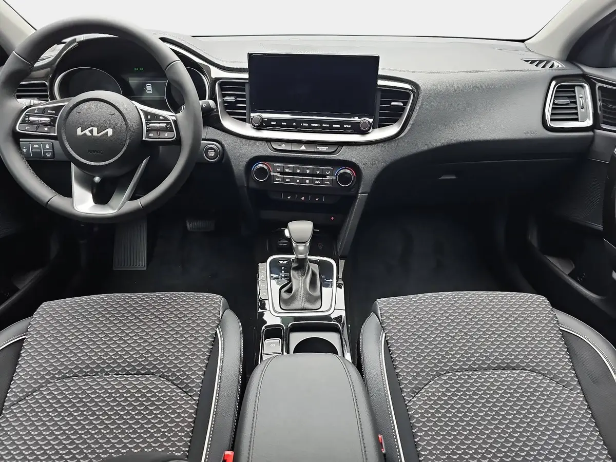 KIA XCEED 1.6 T-GDI 150 DCT SPIRIT MJ26 XCLUSIVE