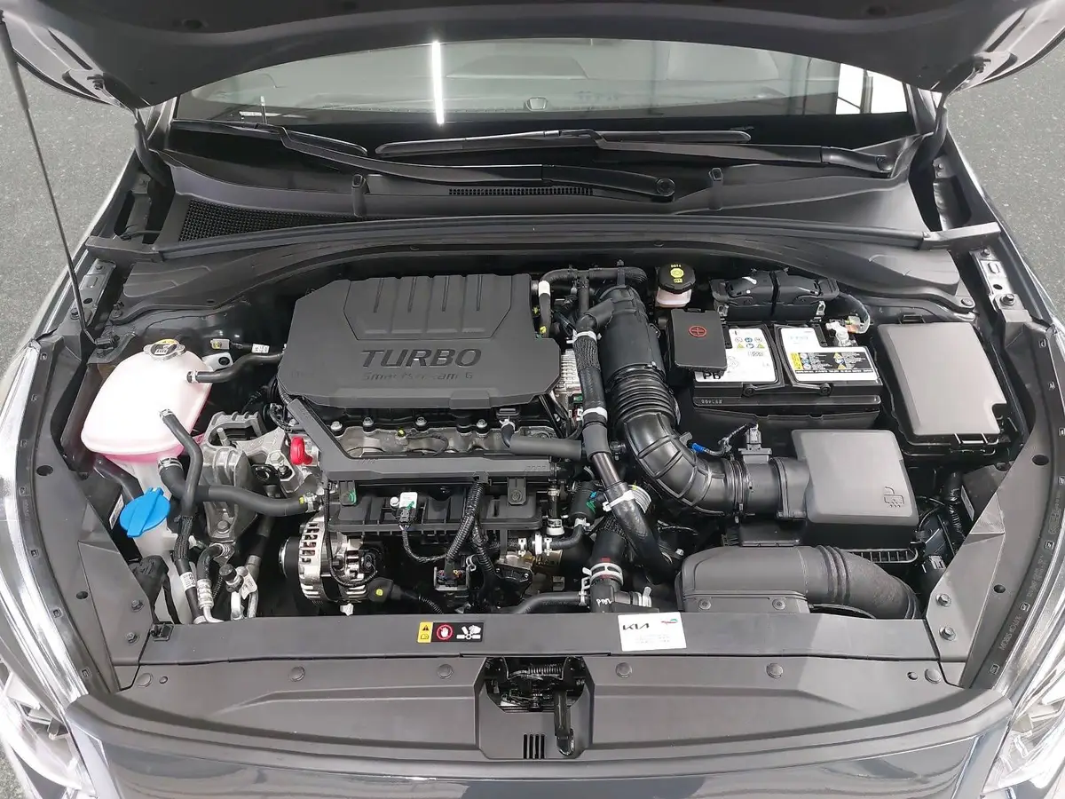KIA CEED SW 1.5 T-GDI DCT7 GT-LINE TECHNOLOGIE PERFORMANCE