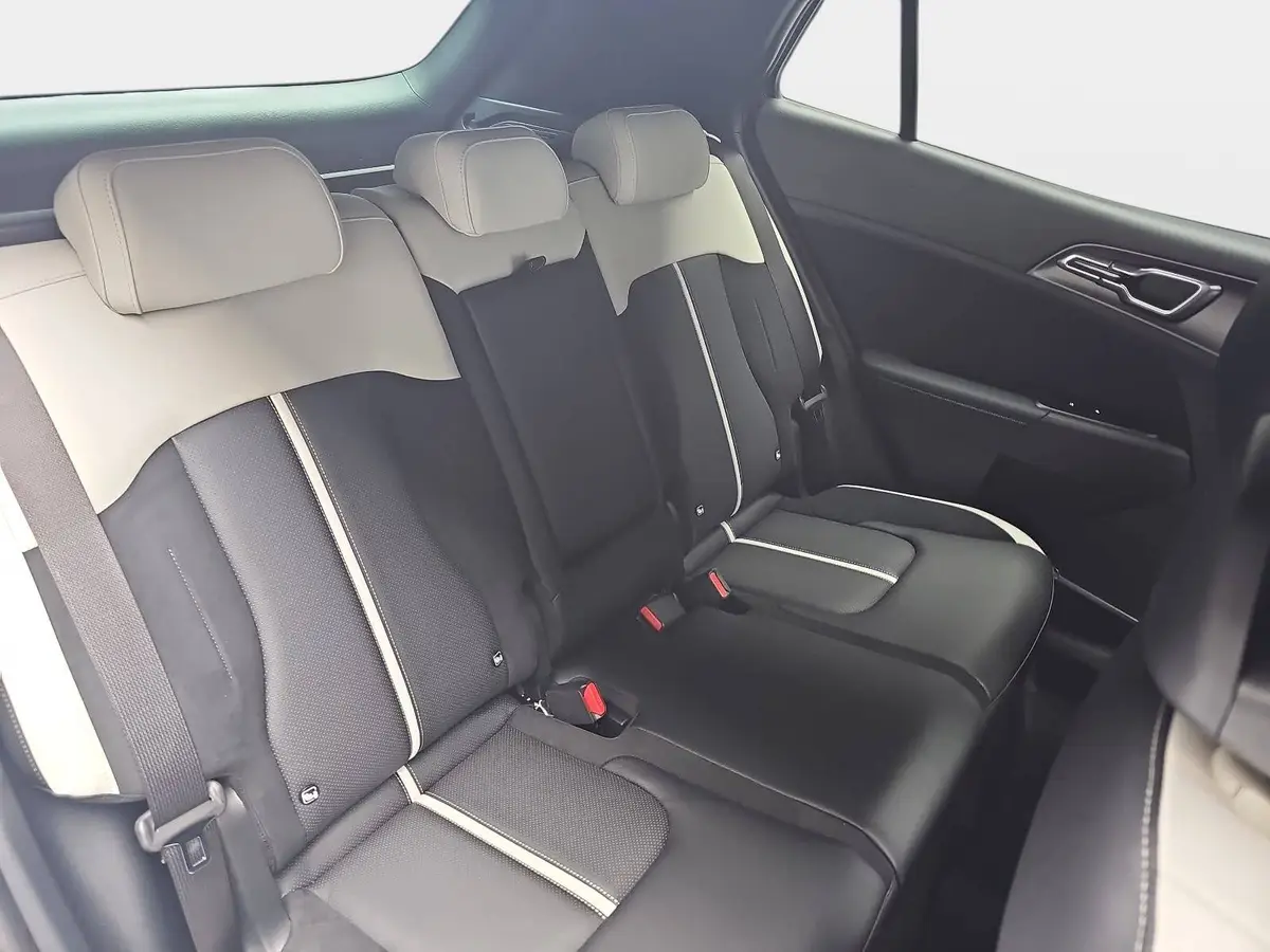 KIA SPORTAGE 1.6 T-GDI 150 2WD DCT GT-LINE MJ26 SCHW. DACH DRIVEWISE GLASDACH SOUND