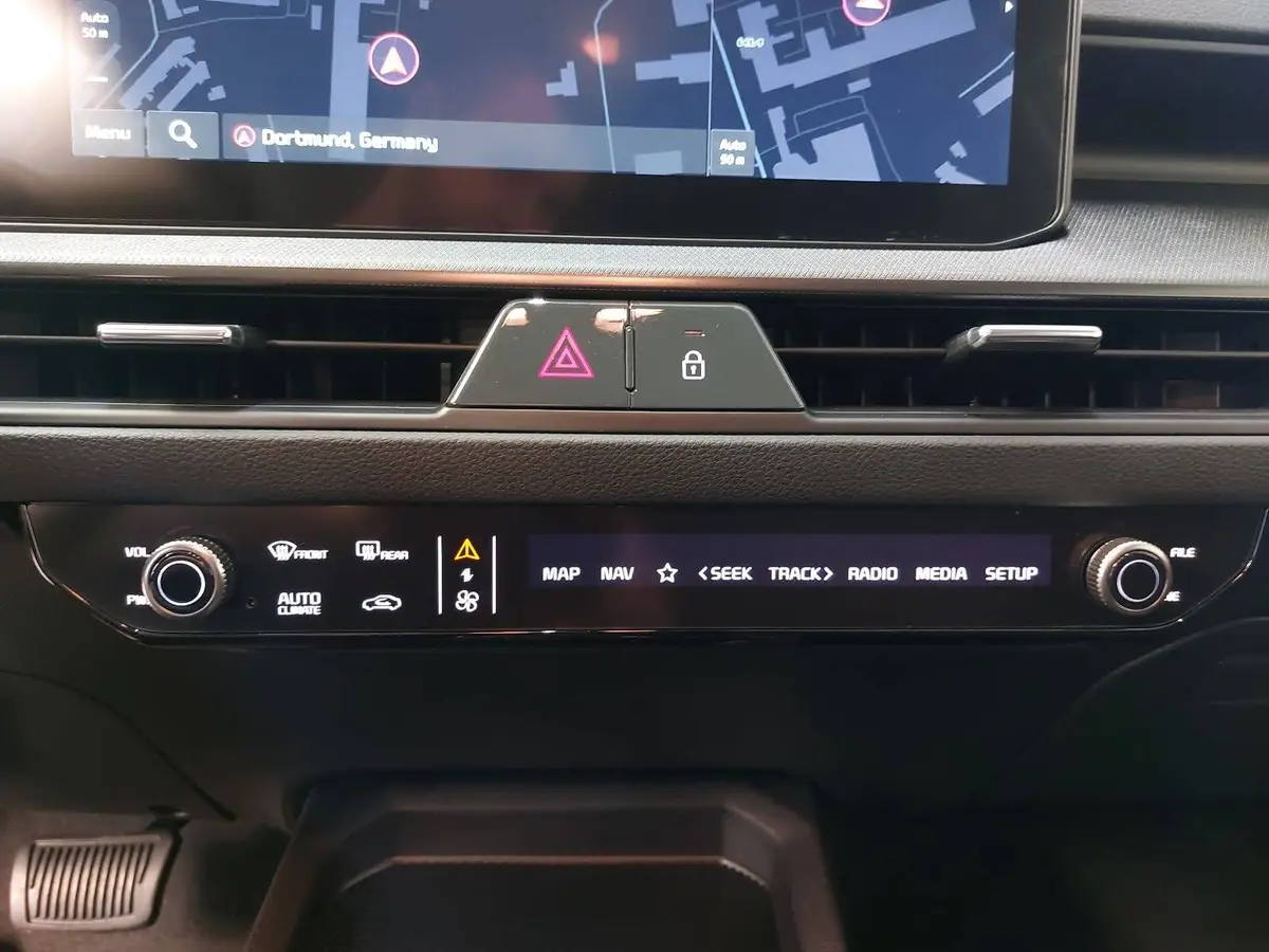 KIA STONIC 1.0 T-GDI 100 DCT VISION MJ26 SITZH. NAVI