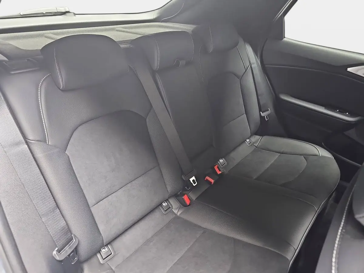 KIA XCEED 1.6 T-GDI 180 DCT GT-LINE MJ26 LEDER GLASDACH