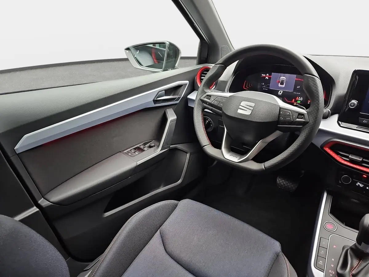 SEAT ARONA 1.0 TSI DSG FR LED ACC SICHT SPUR WINTER KAMERA LM