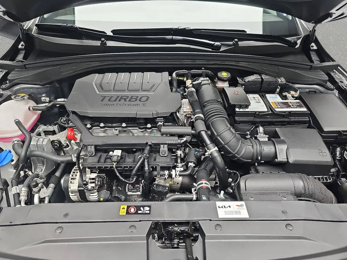 KIA CEED SW 1.5 T-GDI DCT7 GT-LINE