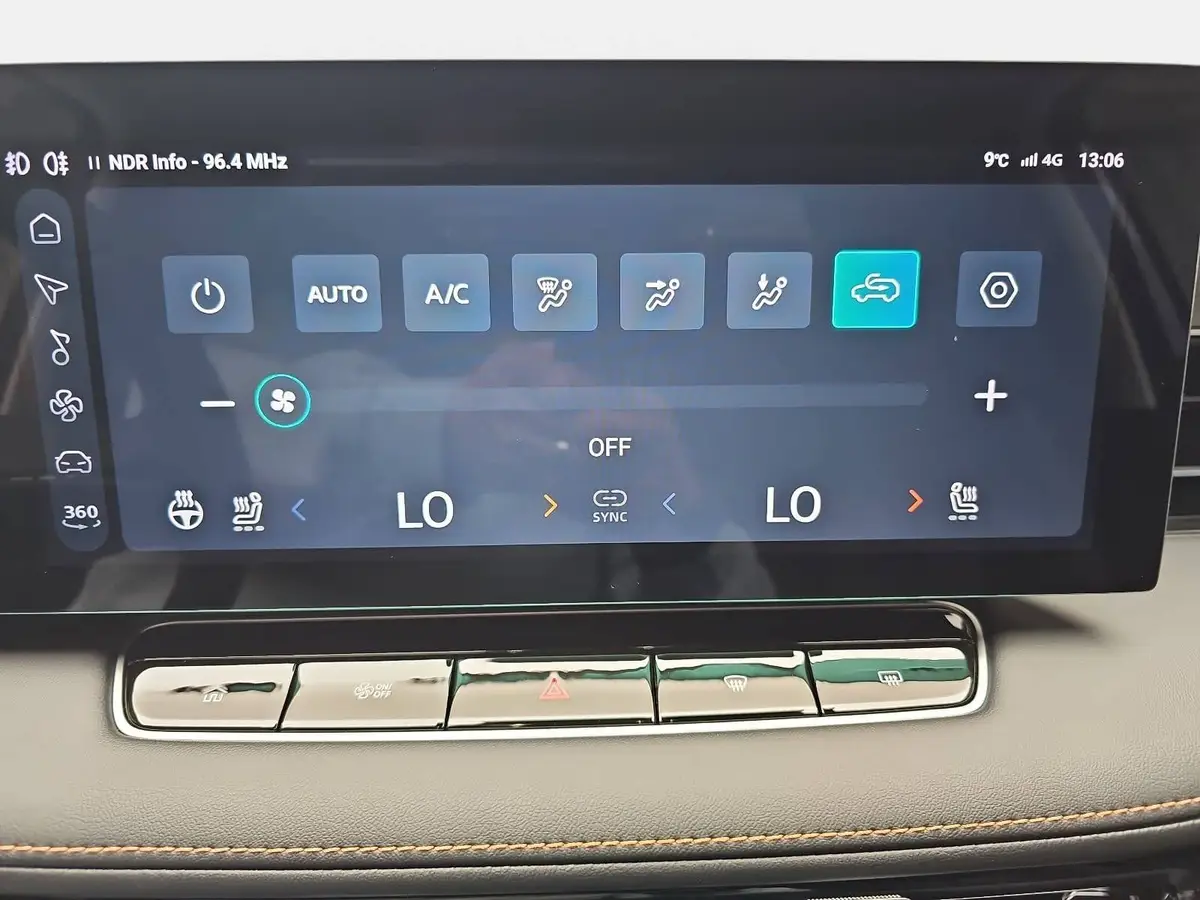 MG HS 1.5 PLUG-IN-HYBRID MY25.5 LUXURY LEDER 360-GRAD-KAMERA 19-ZOLL-LM