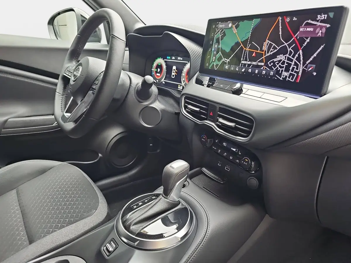 NISSAN JUKE 1.6 HYBRID AUTO. N-CONNECTA WINTER