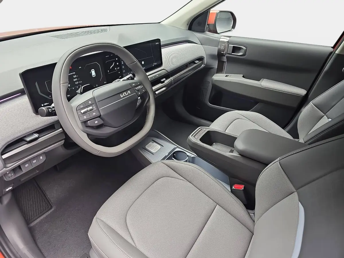 KIA EV3 81.4 KWH EARTH MJ26 WINTER BUSIN. UPGRADE DRIVEWISE-PARK DESIGN SOUND