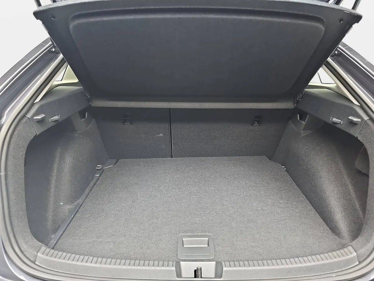 VW TAIGO 1.0 TSI DSG LIFE NAVI LED ACC SITZHEIZUNG PDC KAME