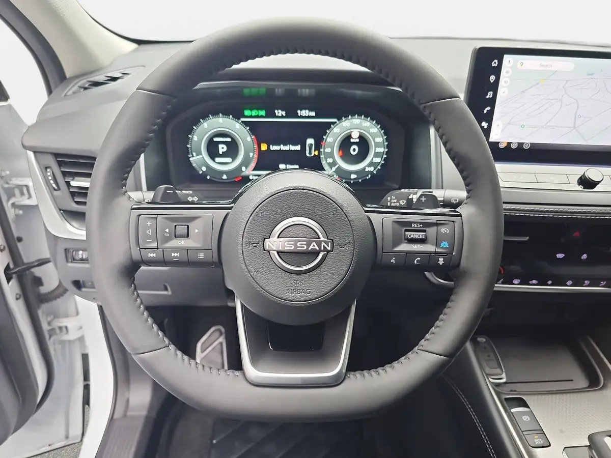 NISSAN QASHQAI 1.3 DIG-T XTRONIC N-CONNECTA PANO WINTER