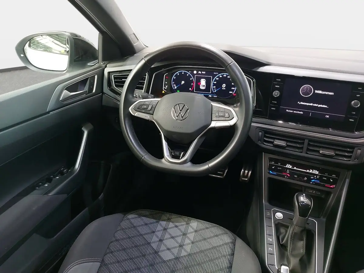 VW TAIGO 1.0 TSI DSG R-LINE NAVI MATRIX LM18