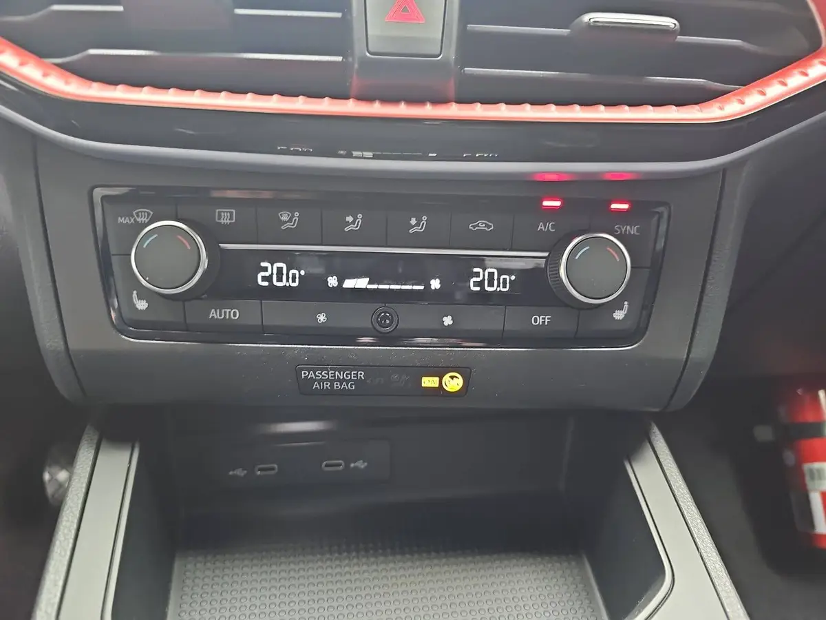 SEAT IBIZA 1.0 TSI FR NAVI LED PDC WINTER LM17