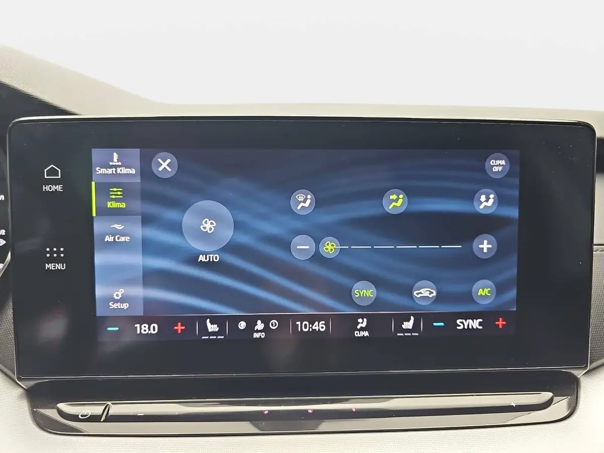 SKODA OCTAVIA COMBI 1.0 TSI AMBITION NAVI LED PDC