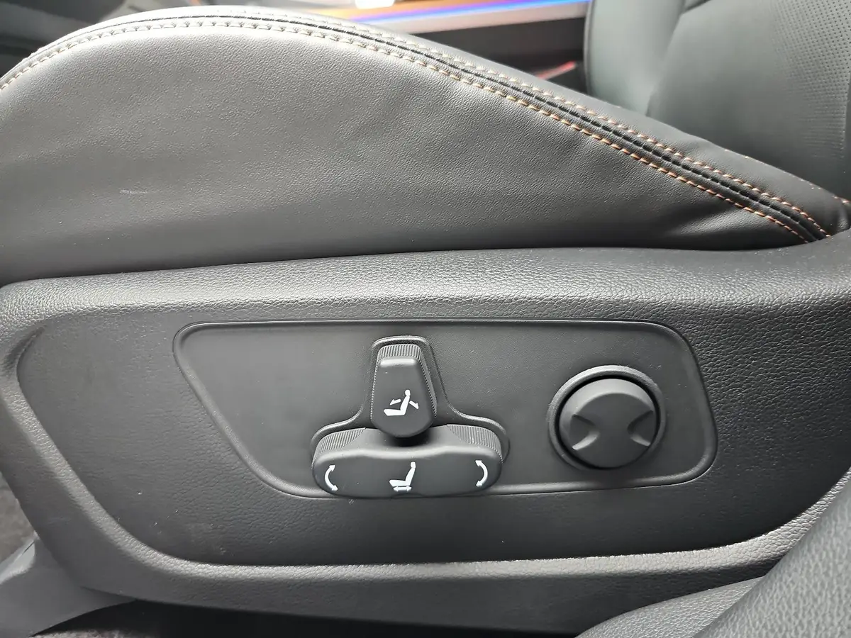 KGM TORRES EVX 73.4 KWH 2WD BLISS