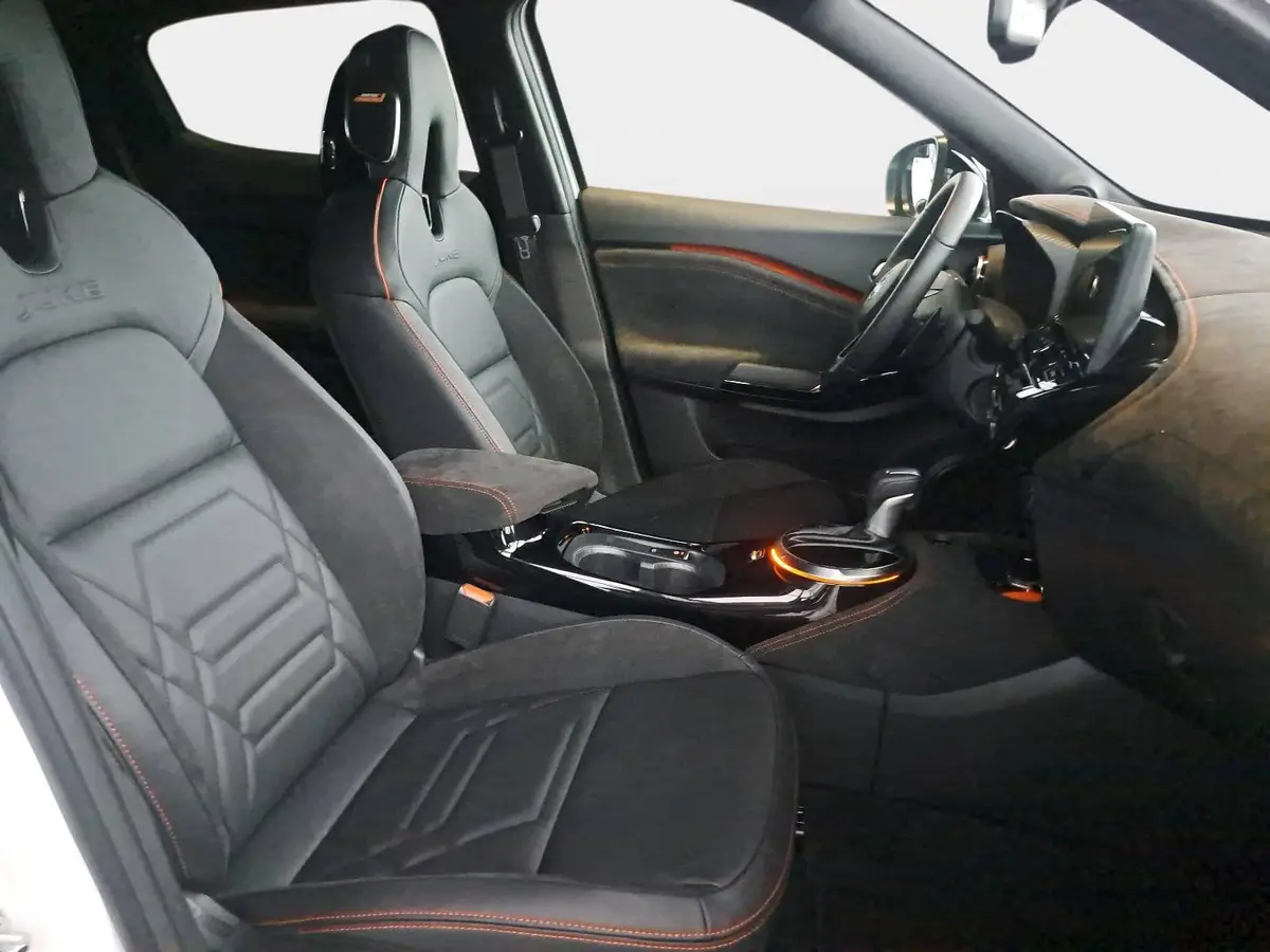 NISSAN JUKE 1.0 DIG-T 5T AUTO. REDLINE EDITION TECH BOSE FRONTSCHEIBENHEIZUNG