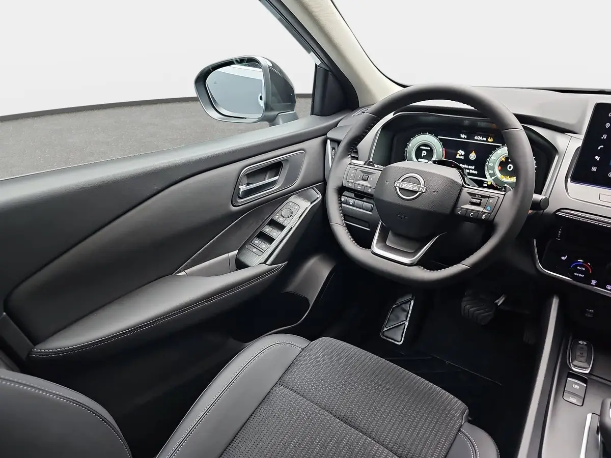 NISSAN QASHQAI 1.3 DIG-T MHEV AUTO. N-CONNECTA WINTER