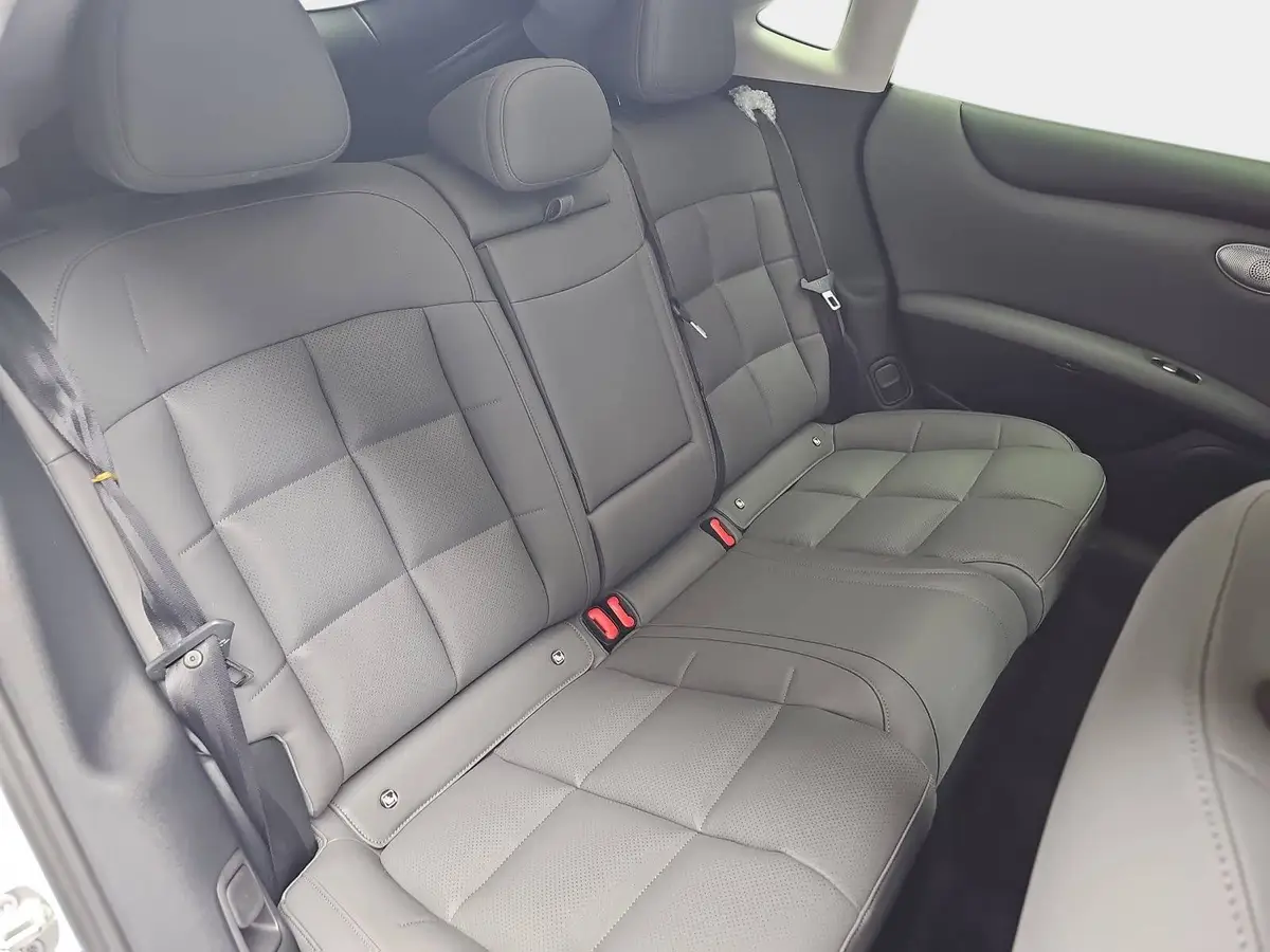 MG ANDERE EV 100 KWH MY26 PREMIUM AWD