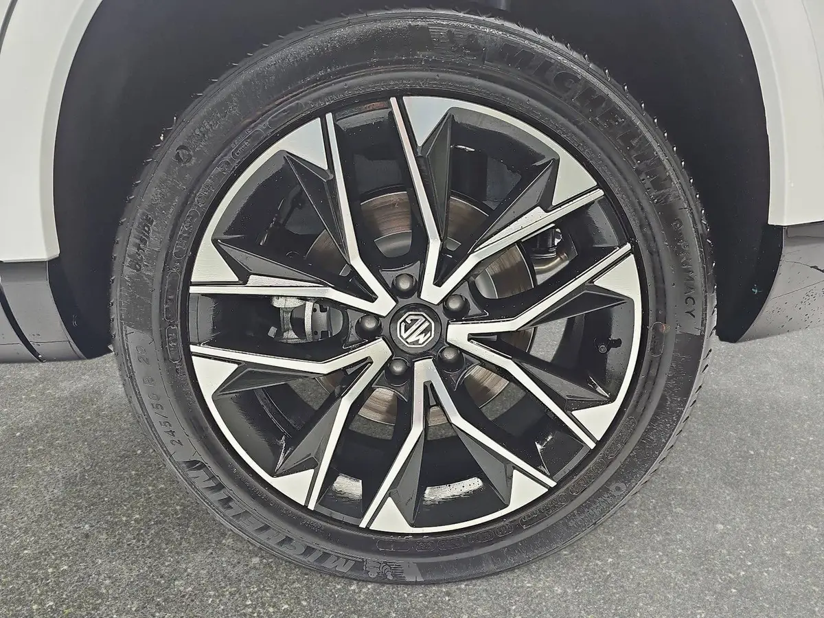 MG S9 PLUG-IN-HYBRID MY26 PREMIUM
