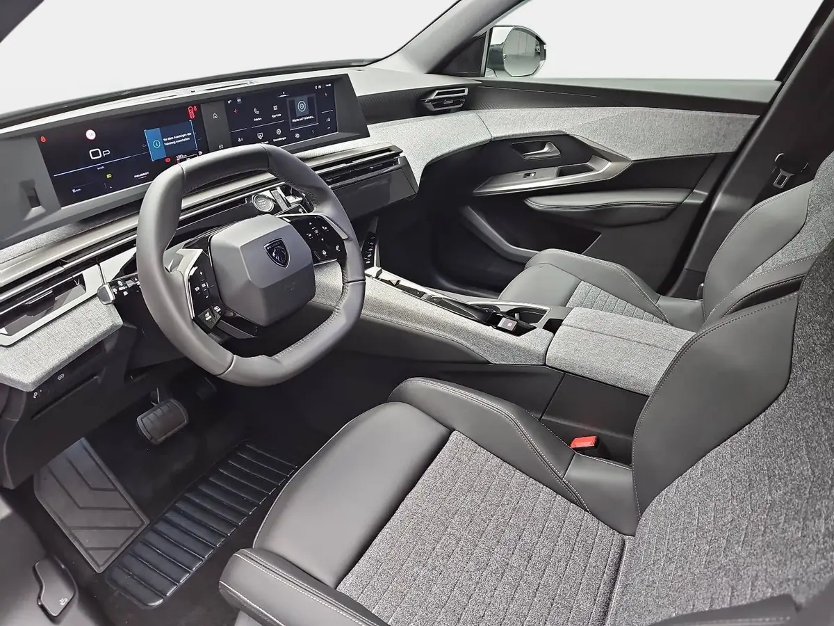 PEUGEOT 3008 1.2 HYBRID 145 E-DSC6 ALLURE LED DAB WINTER AHK LM