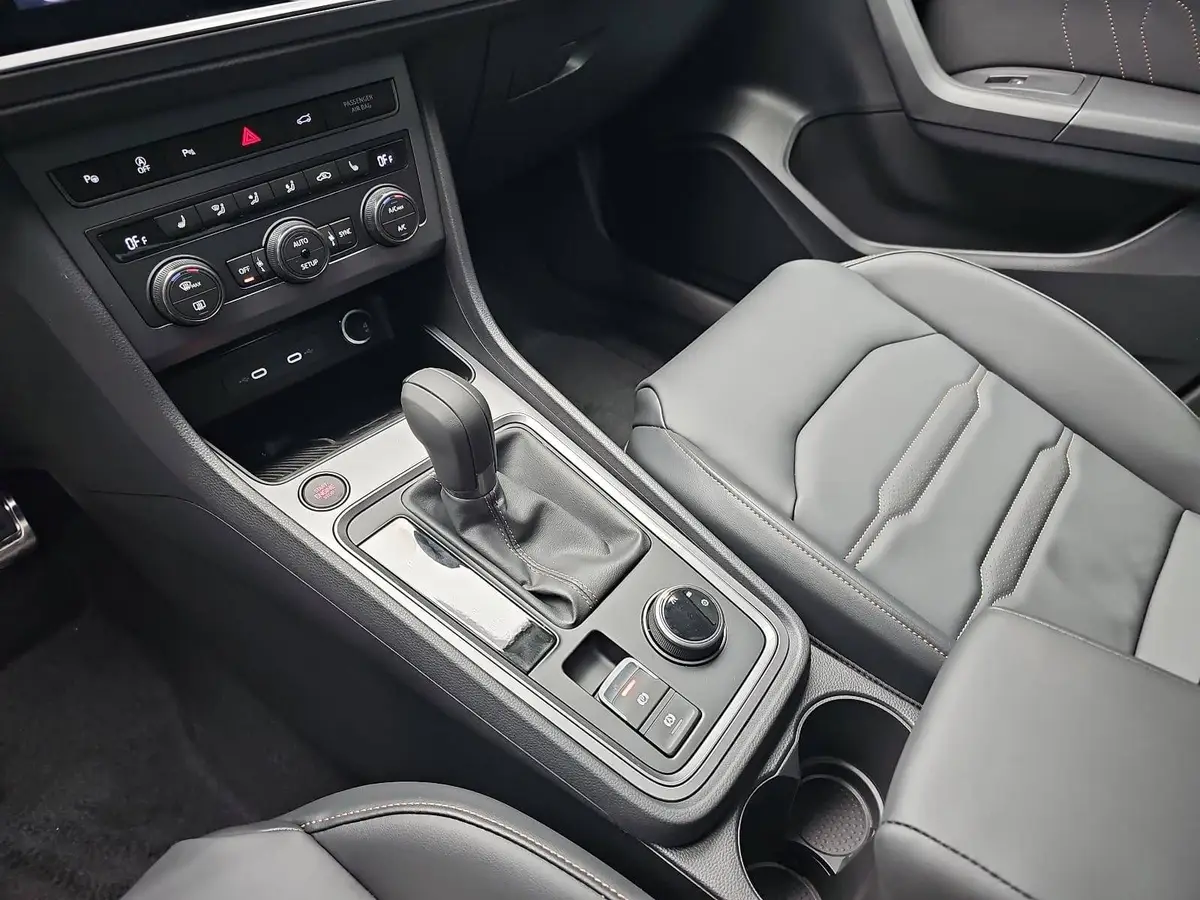 CUPRA ATECA 1.5 TSI DSG NAVI LED ACC LEDER AHK LM19