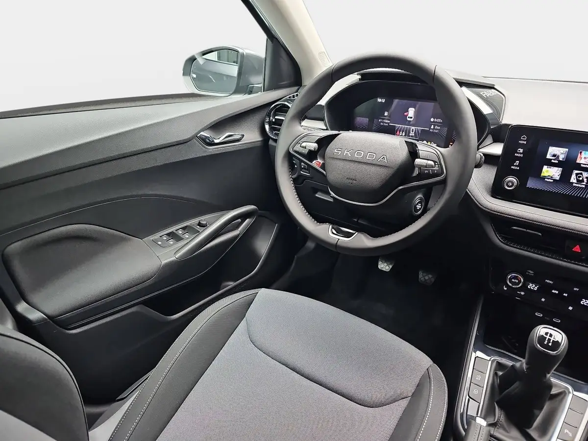 SKODA FABIA 1.0 TSI KLIMAAUTO LED SITZH. KAMERA