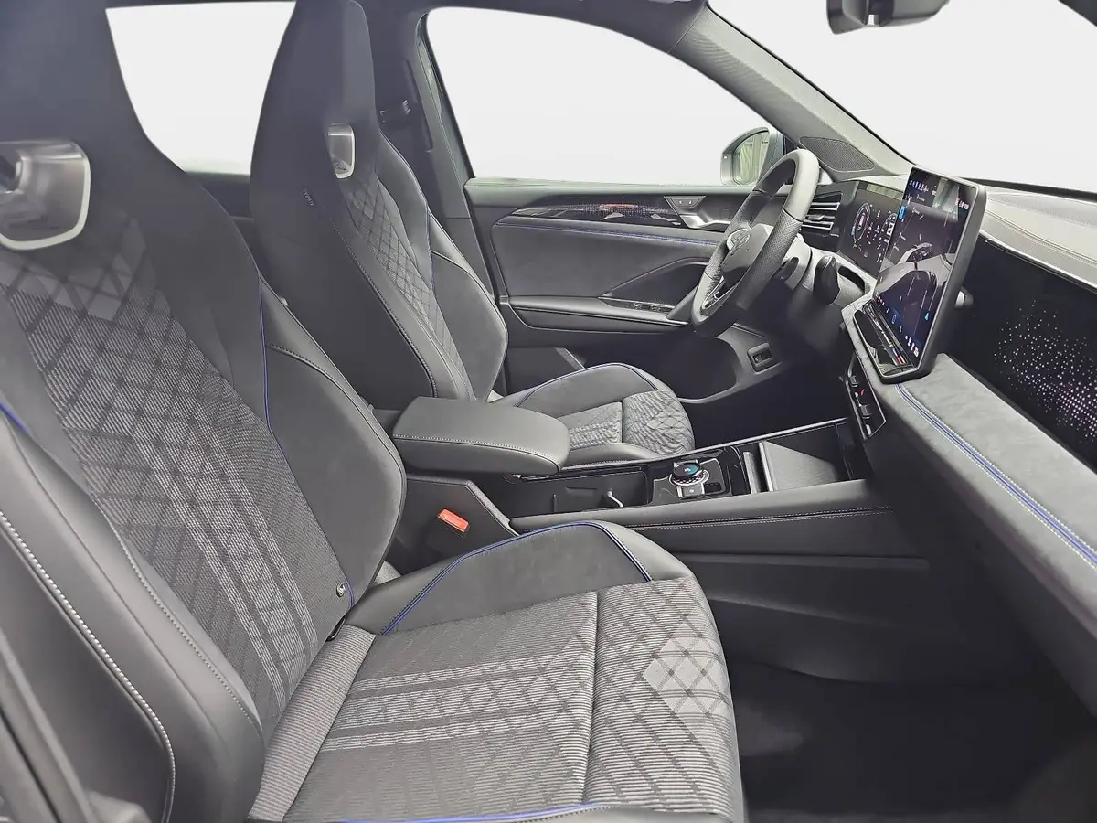 VW TIGUAN 1.5 ETSI DSG R-LINE NAVI MATRIX LM19