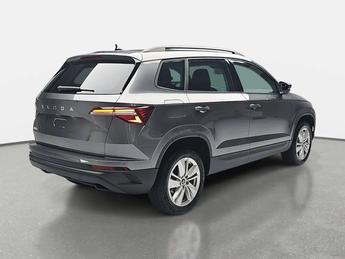 SKODA KAROQ 1.5 TSI DSG FAMILY LED KAMERA LM17