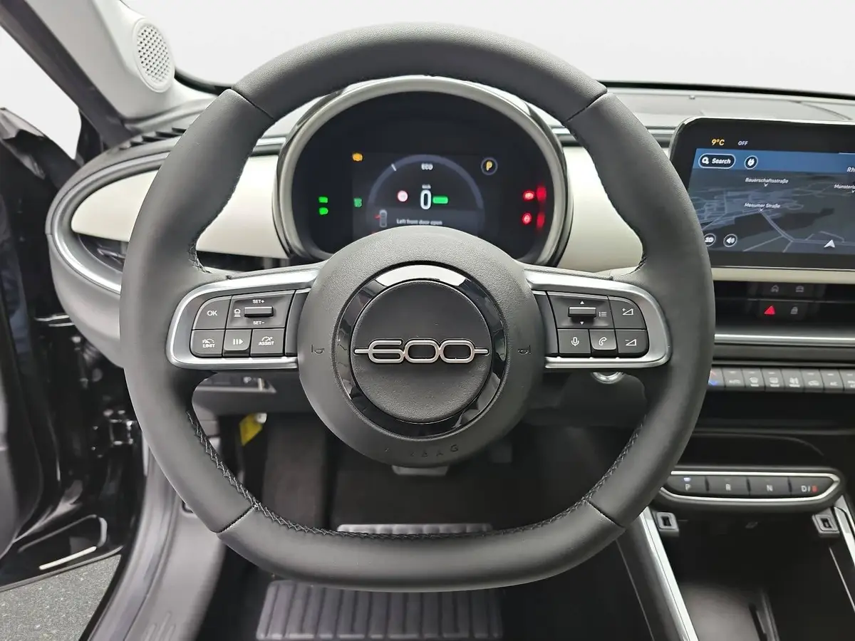 FIAT 600E ELEKTRO LA PRIMA