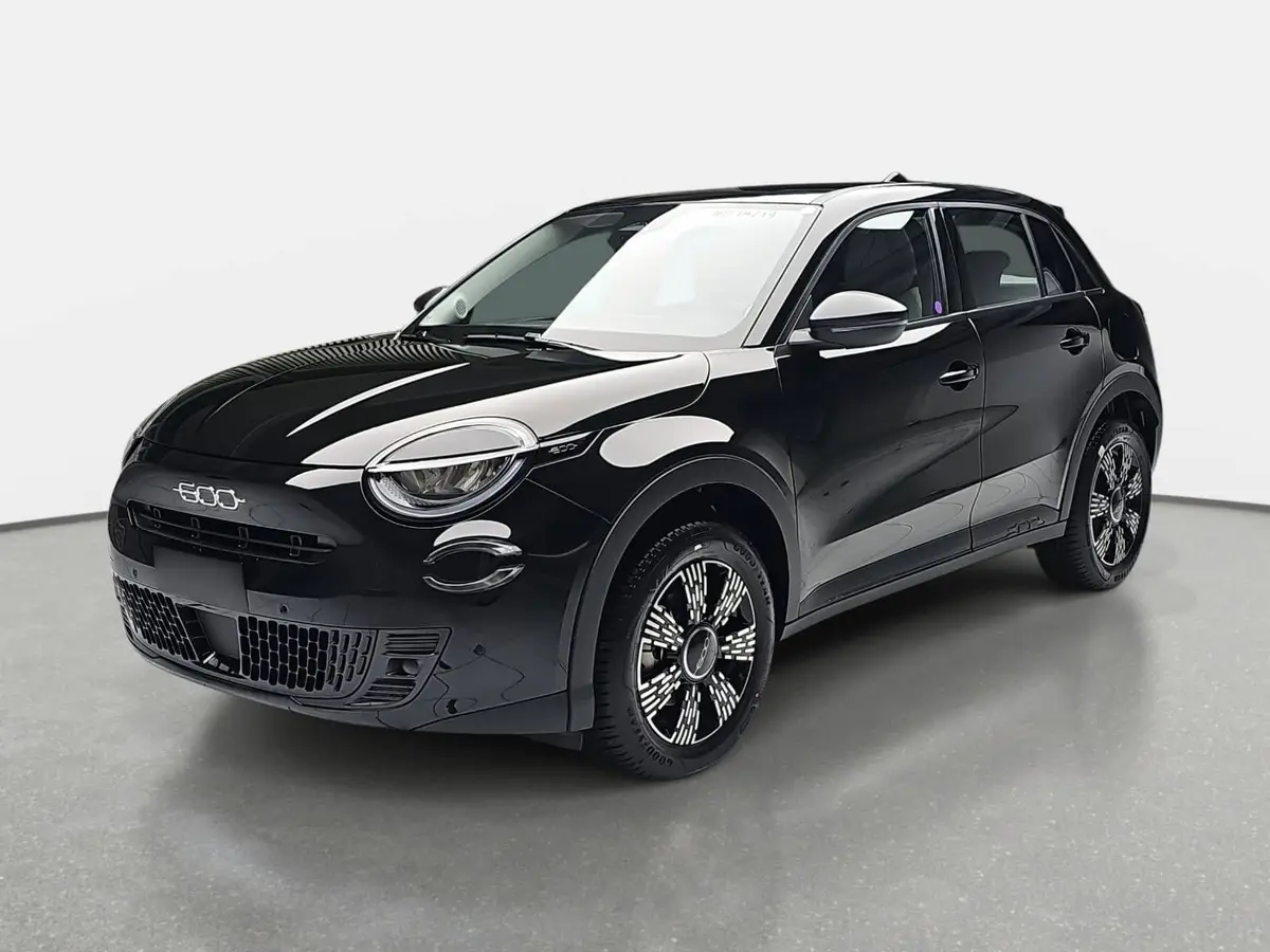 FIAT 600 1.2 T3 HYBRID DCT BUSINESS EDITION MJ26 ALLWETTERREIFEN